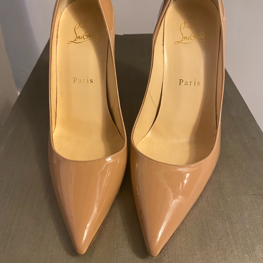COPY - Christian Louboutin Decolette 37.5